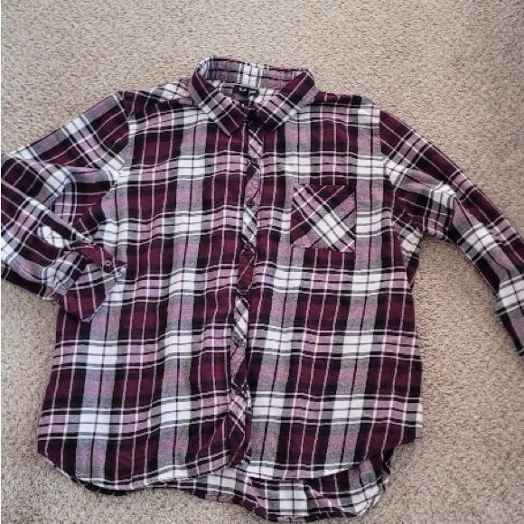 Well Worn Burgundy and White Plaid Button-Down Shirt - Picture 5 of 7